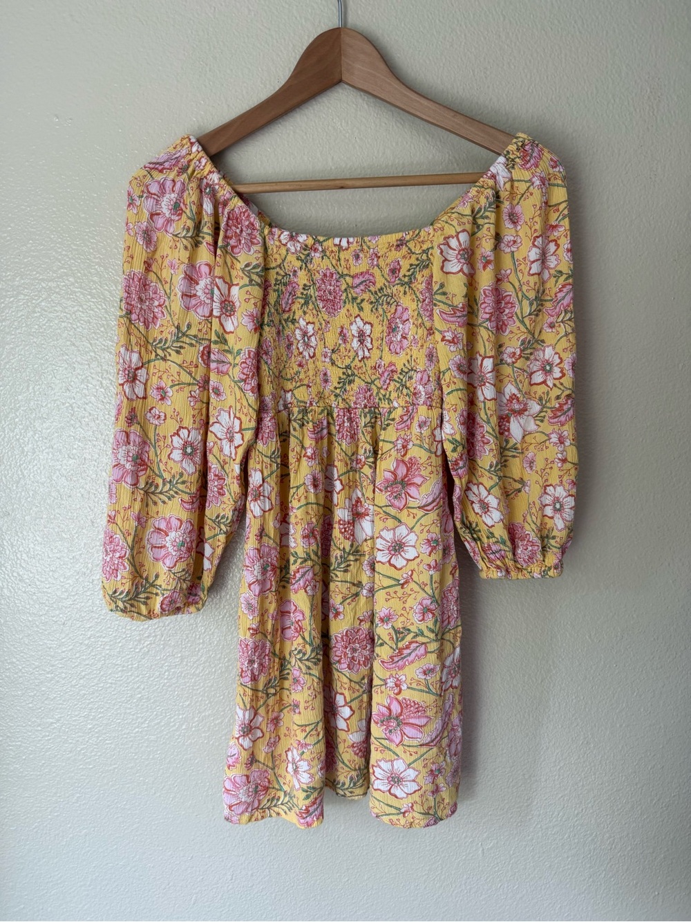 ❇️Billabong Yellow Floral Smocked Top 2 for $22❇️